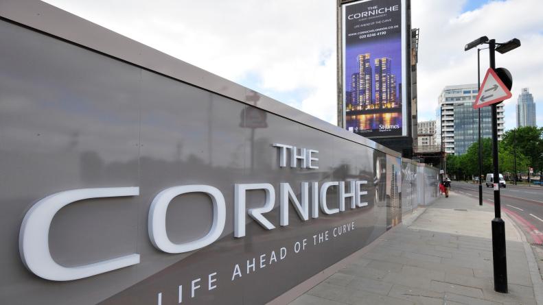 The Corniche display graphics