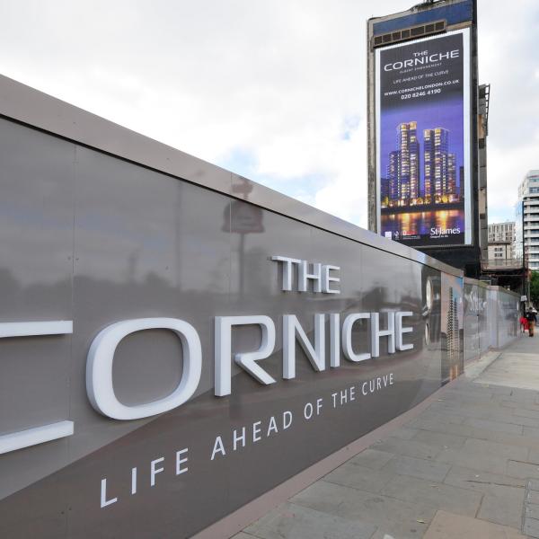 The Corniche display graphics